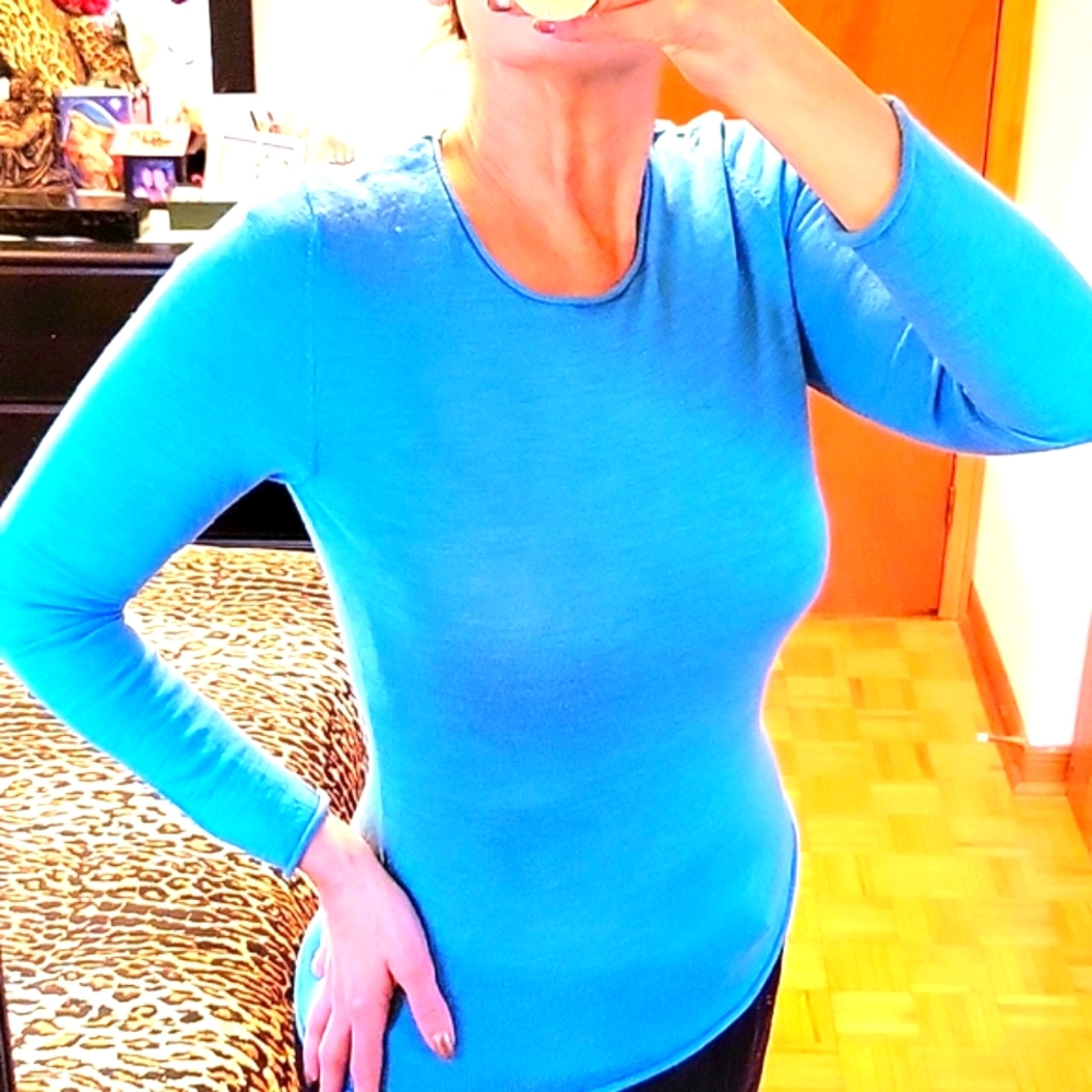 LIKE NEW! Jones New York 100% Extra Fine Merino Wool Dusky Blue Light Sweater, M